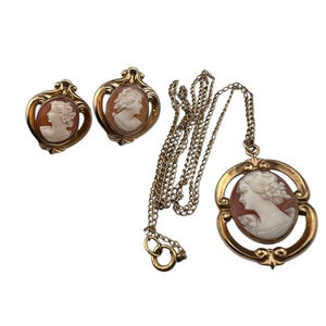 Cameo Vintage 1/20 12K GF Necklace 19" & Screw Back Earrings Demi Parure